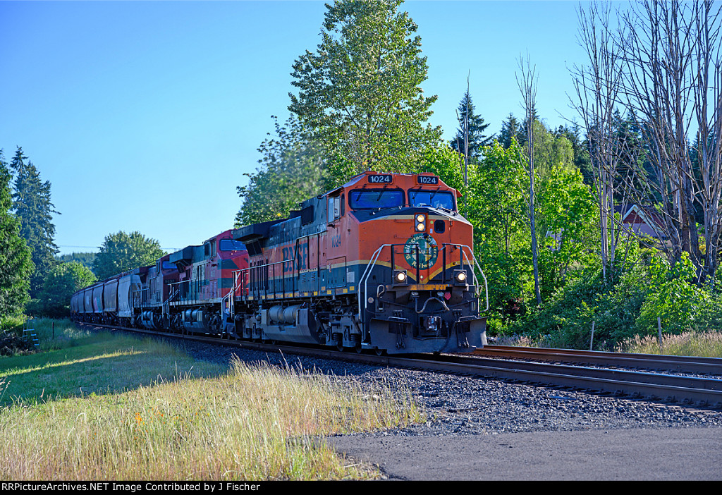 BNSF 1024